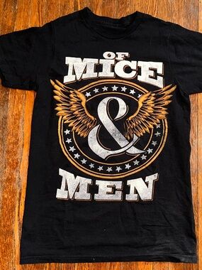 Women’s Small Of Mice & Men Black Short Sleeve Graphic Shirt